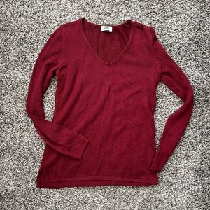 Old Navy Sweater